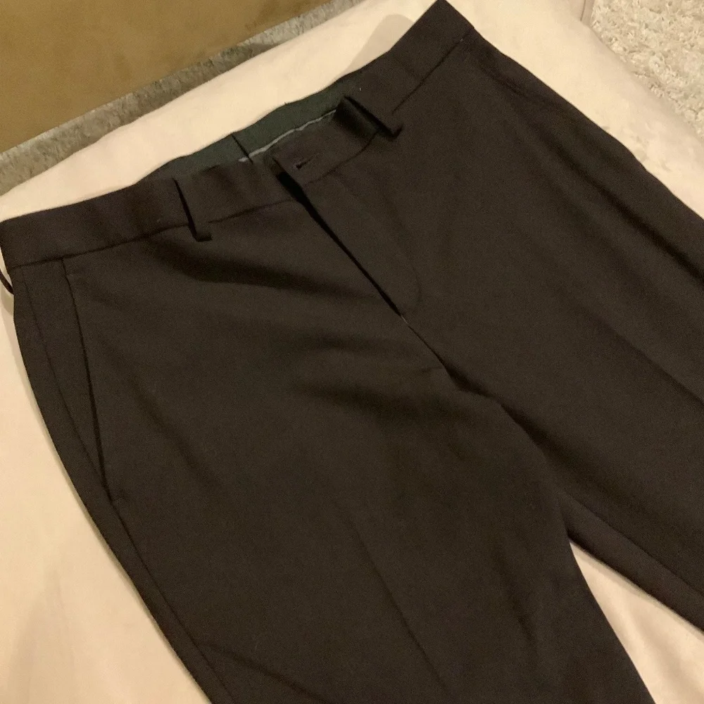 INC Men’s Suit  Jacket and Pants: Jacket Sz M, Pants W 32, L 32 Deep Purple